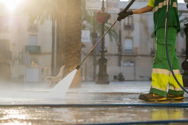 Best Factory Floor Cleaning  in Maple Bluff, WI